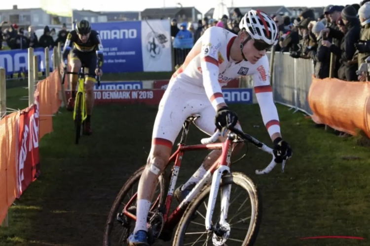 Mathieu van der Poel duldt ook in Bogense geen tegenspraak, spannende sprint beslist over tweede plek