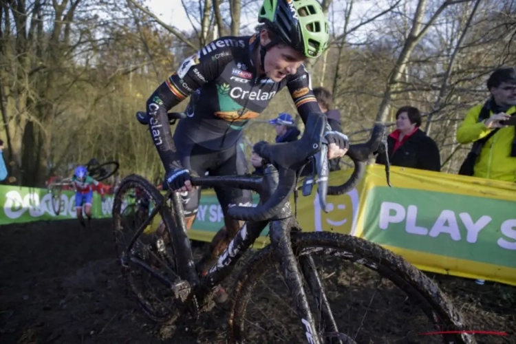 Ploegmate van Wout Van Aert 10(!) jaar zonder zege: "Al die heisa... Ik kan niet klagen over mijn crossfiets"