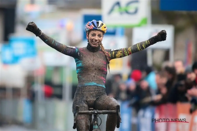 Fenomenaal, guess who's back? In tweede cross op laatste plaats starten en ... winnen!