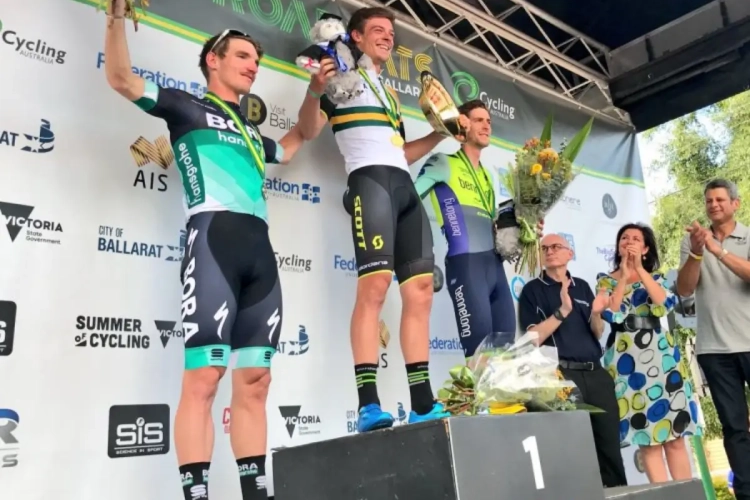 Mitchelton-Scott bindt topper langer aan zich