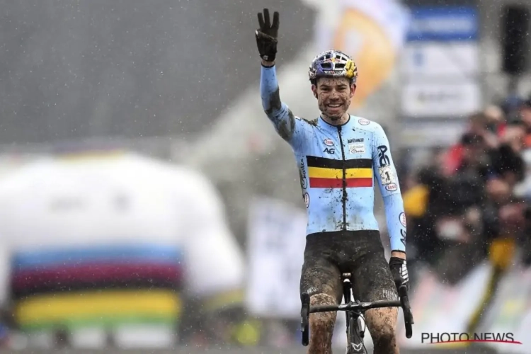 Nederige Wout Van Aert na drie op een rij: "Het zou belachelijk zijn om nu te zeggen dat ik beter ben dan Mathieu"