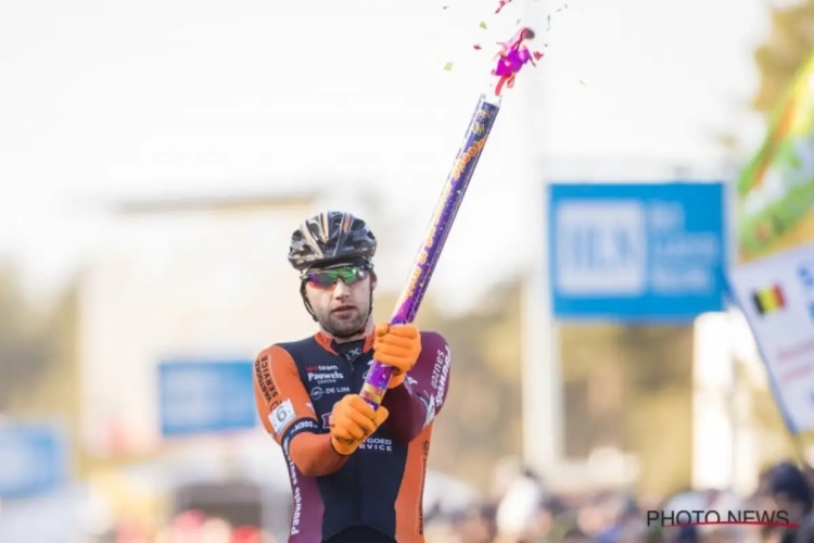 Rob Peeters bekent: "Na einde profcarrière toch wel enkele keren tegen de muur gebotst"