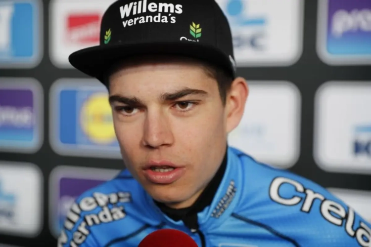 Wout van Aert krabt zich toch eens in de haren: "Is dat er nu niet een beetje over?"