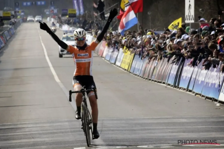 Hup Holland hup! Podium Ronde van Vlaanderen bij de vrouwen kleurt helemaal oranje