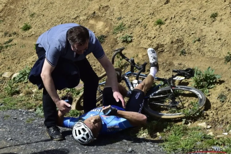 Ploegmaat van Wout Van Aert krijgt hartstilstand na valpartij in Parijs-Roubaix