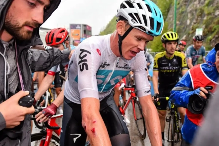 Giro is lijdensweg aan het worden voor Froome, maar die blijft toch positief: "Mijn ploegmaats waren fantastisch" 