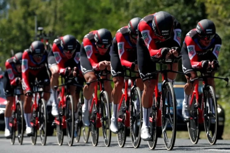 Team rond Greg Van Avermaet haalt wereldkampioen binnen: "Eer om met Greg te mogen samen koersen"