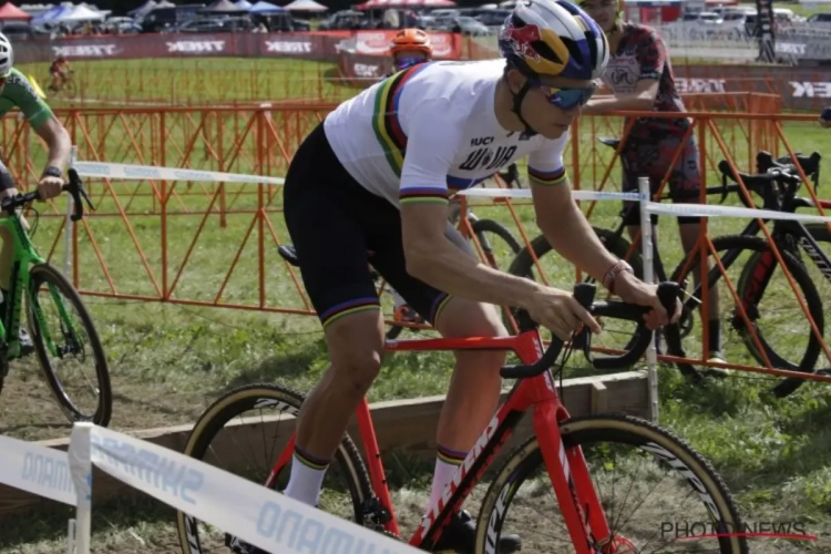 Wout van Aert verlost van zijn demonen: "Blij om aan nieuw hoofdstuk te beginnen"