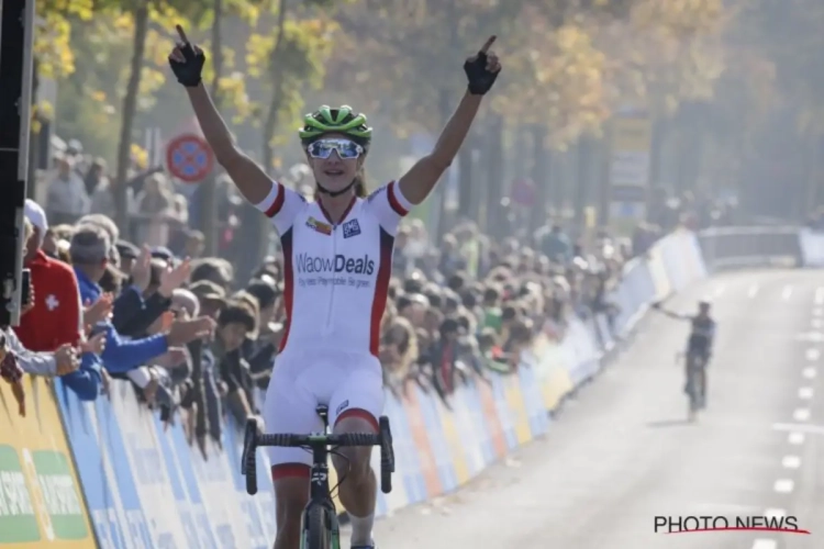 Marianne Vos keert haar kar en gaat volop voor eindzege in klassement