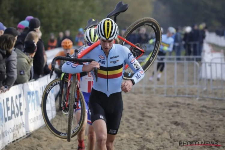 Spannende juniorencross in Hasselt, maar Cortjens maakt het zegegebaar