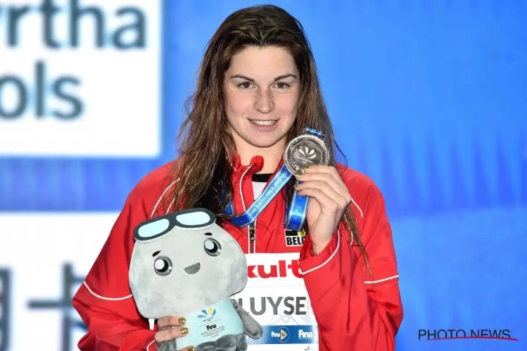 Fanny Lecluyse bezorgt België brons op WK zwemmen, Victor Campenaerts in de wolken