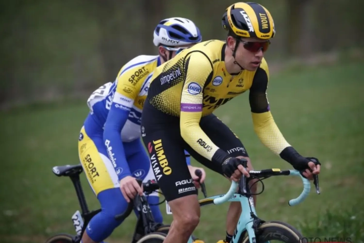 Wout Van Aert reageert niet ontevreden na Omloop en geeft de eerlijke vinder van zijn fietscomputer een beloning