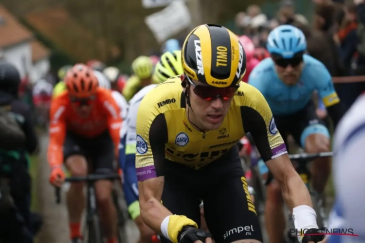 Ploegmaat van Wout Van Aert twee weken buiten strijd na pijnlijke val in Kuurne-Brussel-Kuurne