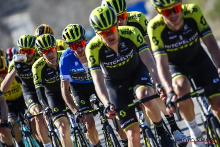 Mitchelton-Scott grijpt meteen meer dan de macht met grandioze prestatie 