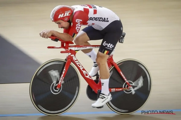 Victor Campenaerts beantwoordt zelf 55 vragen voor 55 km/u: "Dan ben je een stoemerik"