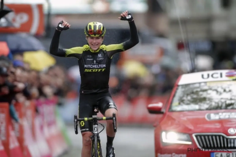 Nederlands podium in Luik-Bastenaken-Luik met Annemiek van Vleuten als winnares na knappe solo