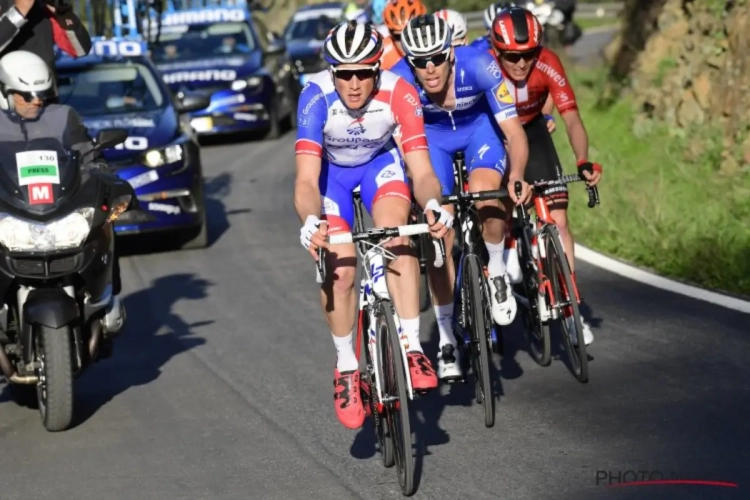 Zwitserse hardrijder wint na solo de tweede etappe in de Ronde van Romandië