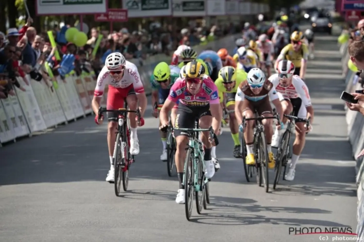 Dylan Groenewegen blijft de grote slokop en geeft werkelijk niets weg