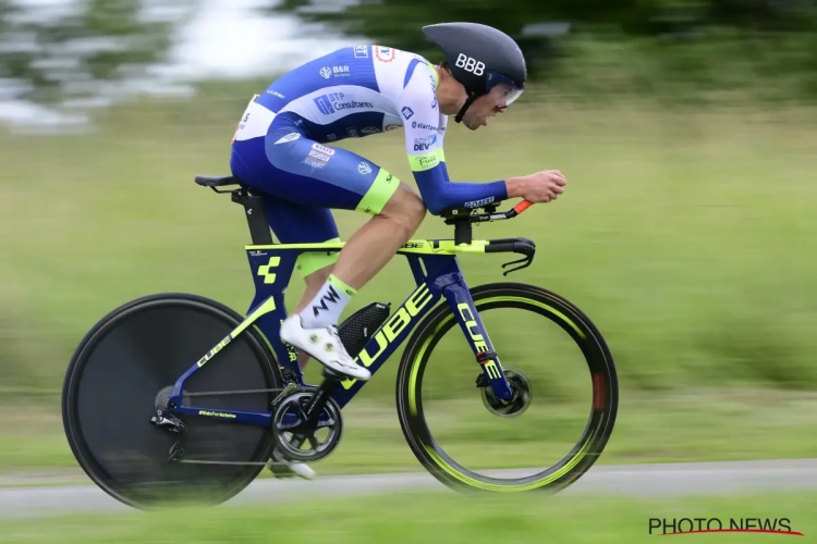 Belg rijdt naar podiumplaats in proloog Ronde van Oostenrijk