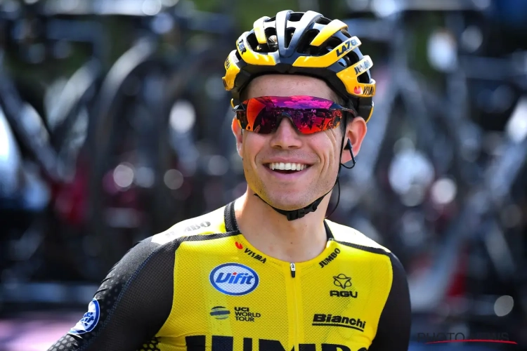 Fenomenaal! Wout Van Aert draait topsprinters een ferme loer in spectaculaire waaieretappe