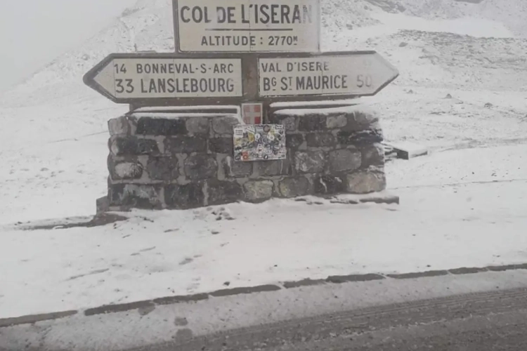 Passeert Tour-peleton over besneeuwde Col d'Iseran?