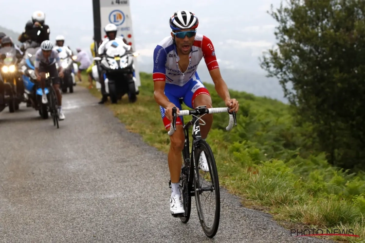 Keert Thibaut Pinot dit seizoen nog terug in het wielerpeloton? "Hij staat minstens drie weken aan de kant" 