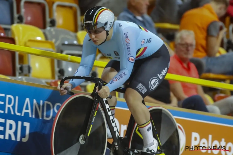 Nicky Degrendele naar de kwartfinales in de sprint, Julie Nicolaes uit in de 1/16-finales