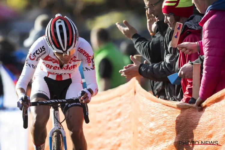 Oranje boven in Koksijde: Alvarado verrast landgenotes in het slot