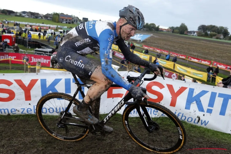 Tim Merlier na duel met Mathieu van der Poel: "Halfweg de cross was de tank gewoon leeg"