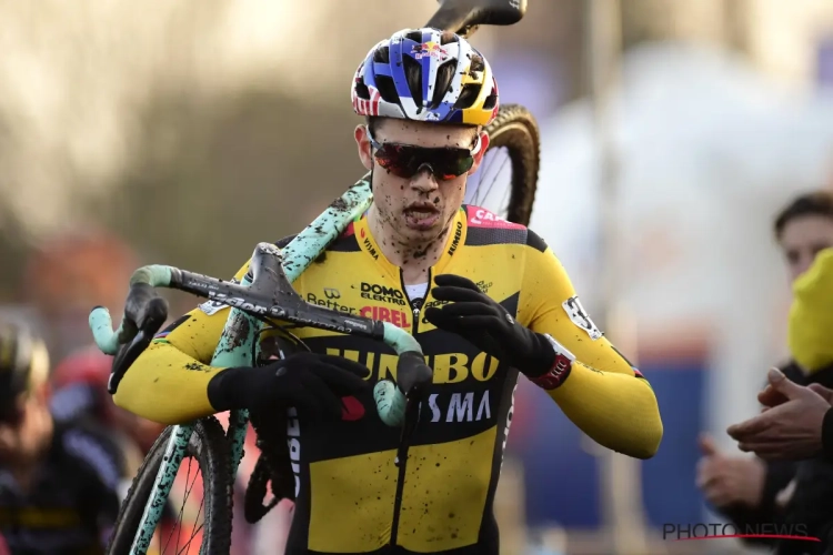 Een nieuw teken dat Wout van Aert zich opnieuw een stukje meer crosser voelt