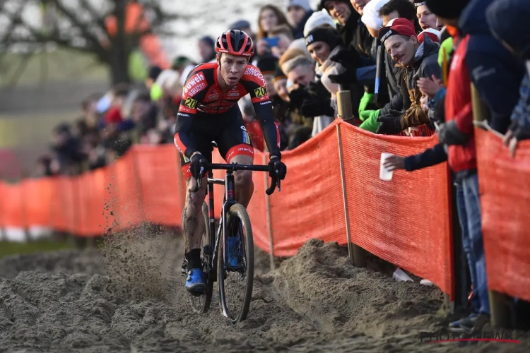 Laurens Sweeck elfde daags na het Belgisch kampioenschap: "Bier drinken en crossen is niet de beste combinatie"