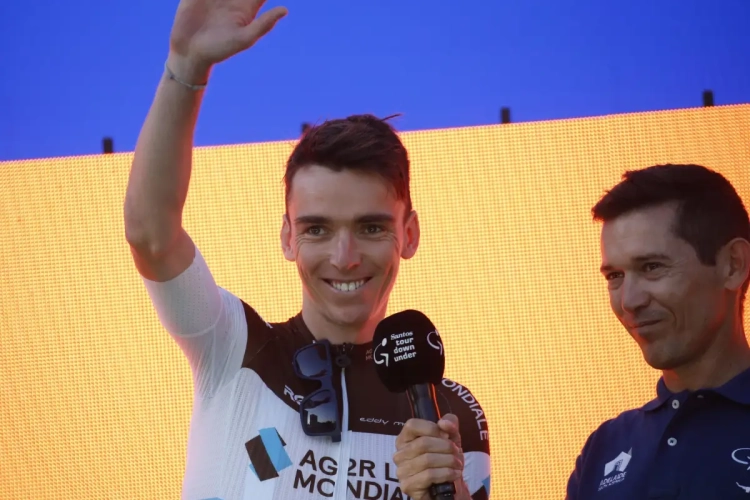 Waar rijdt Romain Bardet volgend seizoen? "Ben op punt gekomen dat ik gewettigd ben om na te denken"