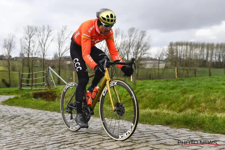 Van Avermaet kan op zoek naar tweede virtuele overwinning: "Belangrijk voor iedereen" en "Inspanning veel intenser"