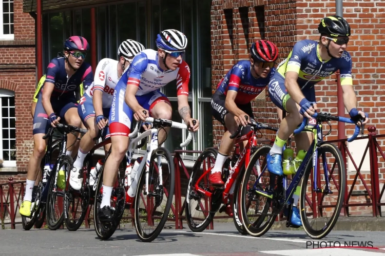 🎥 Stewart furieus na actie Bouhanni: "Je hebt duidelijk geen hersencellen en dan zeg je nog dat ik 'geen respect' heb"