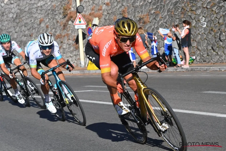 Greg Van Avermaet strandt op slechts enkele tellen van ritzege en mogelijk zelfs geel: "Het is een grote ontgoocheling"