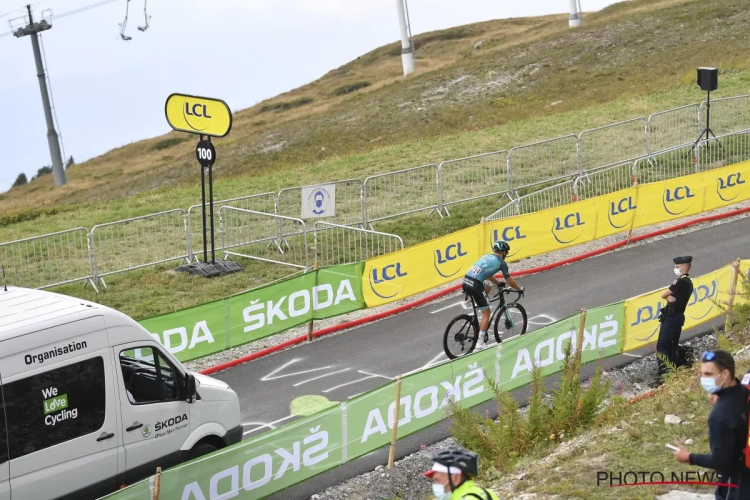 Zuur einde van de Tour: Debusschere komt buiten tijd aan op Col de la Loze en kan kopman niet bijstaan in Parijs