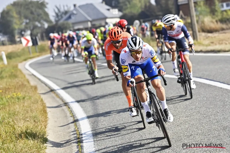 🎥  Iljo Keisse laat zich uit over nieuwe tenue Deceuninck-Quick-Step: "Ik hou ervan!"