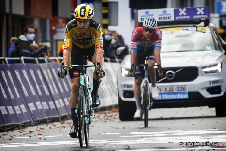 Wout van Aert komt nog even terug op Gent-Wevelgem en Mathieu van der Poel: "Ik ben niet lang boos geweest"