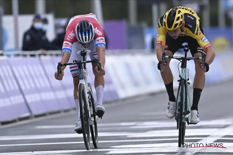 HERBELEEF: Van der Poel wint Ronde van Vlaanderen na koninklijke sprint tegen Van Aert, drama voor Alaphilippe