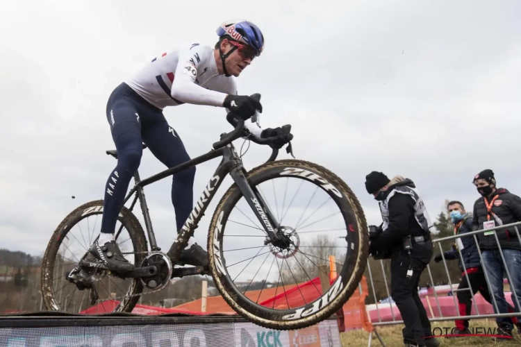 In tegenstelling tot Van Aert een debuut in mineur voor Pidcock