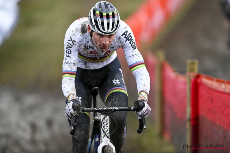 Daarom stelt Mathieu van der Poel start in het veld met een week uit