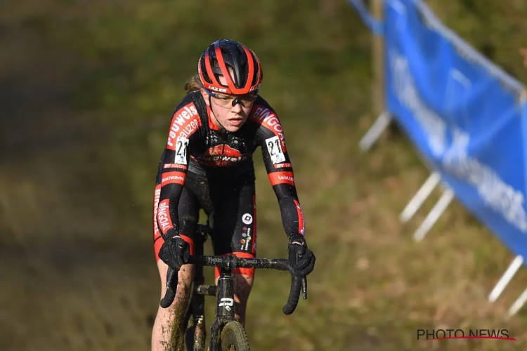 Fem van Empel wint haar droomcross op de Koppenberg en rijdt de concurrentie weg