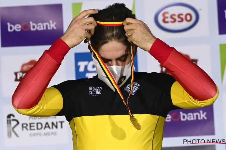 Wout van Aert gaat voor allereerste keer in carrière crossen in Belgische tricolore