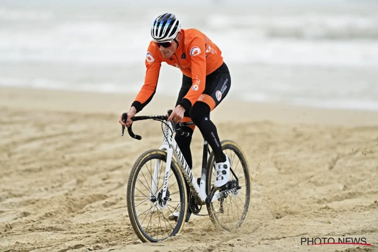 Entourages Van der Poel en Pidcock over WK in VS: "Mathieu niet op punt dat hij die dingen zomaar kan schrappen"