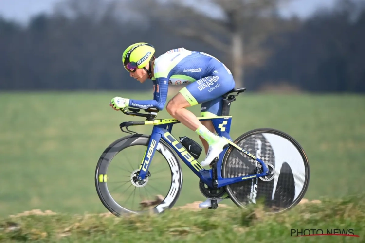 Louis Meintjes zakt na de tijdrit nog 2 plaatsen in de top 10