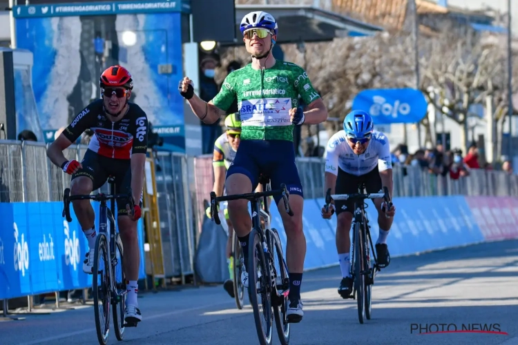 🎥 Eerste vrouwelijke sportdirecteur in de WorldTour helemaal door dolle heen na eerste zege op hoogste niveau