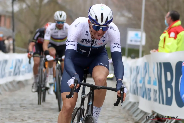 Sep Vanmarcke kende een zéér hectische Parijs-Roubaix: "Moest 5 keer terugkomen en zat nog bij groep Van Aert"