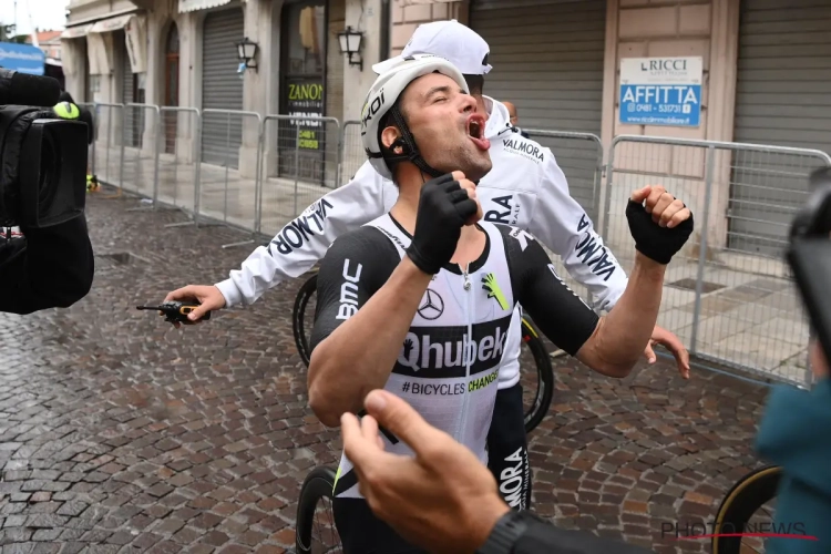 🎥 "Hij heeft het gedaan, jaaa!!": immense vreugde bij Victor Campenaerts en entourage na ritzege in de Giro