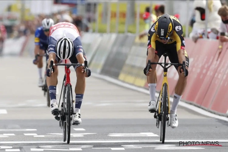 HERBELEEF: Wout van Aert Belgisch kampioen na nipte sprint tegen Theuns, ook Evenepoel op het podium