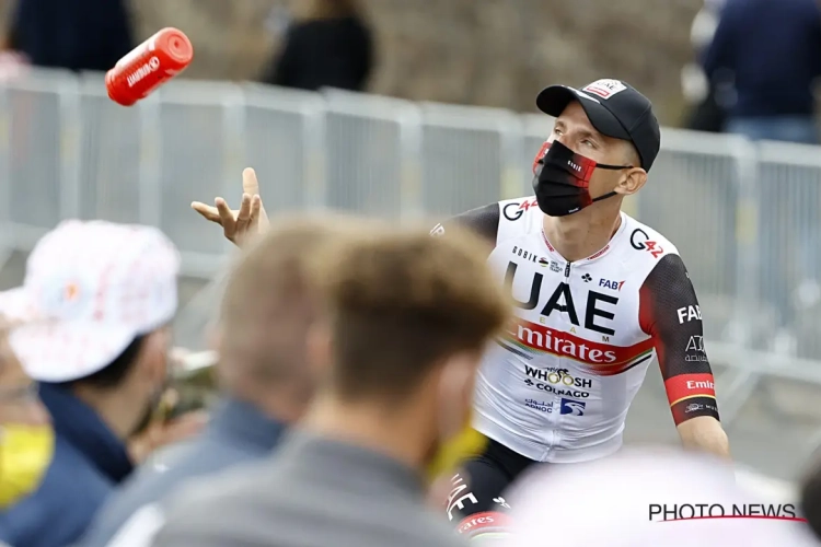 🎥 Ook dat kan hij! Tadej Pogačar wint ook in het veldrijden en krijgt de handen op mekaar